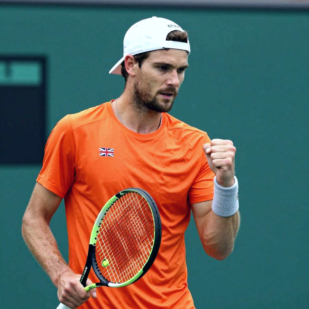 In Ningbo, Rybakina's Serve-Dependent Bargain — and the Last Finals Seat Settled in a Medical Bulletin